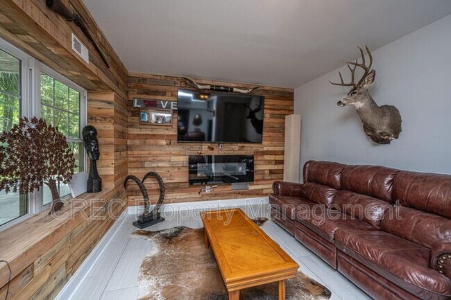 Building Photo - 3738 Station Point Ct