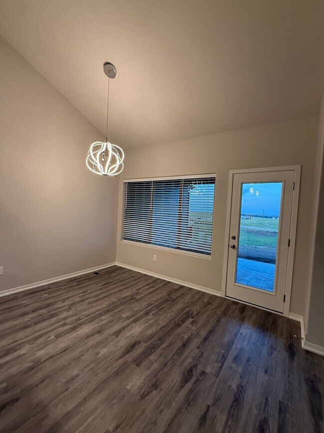 Building Photo - New Construction 3 bedroom/3 bath townhome in South Lincoln