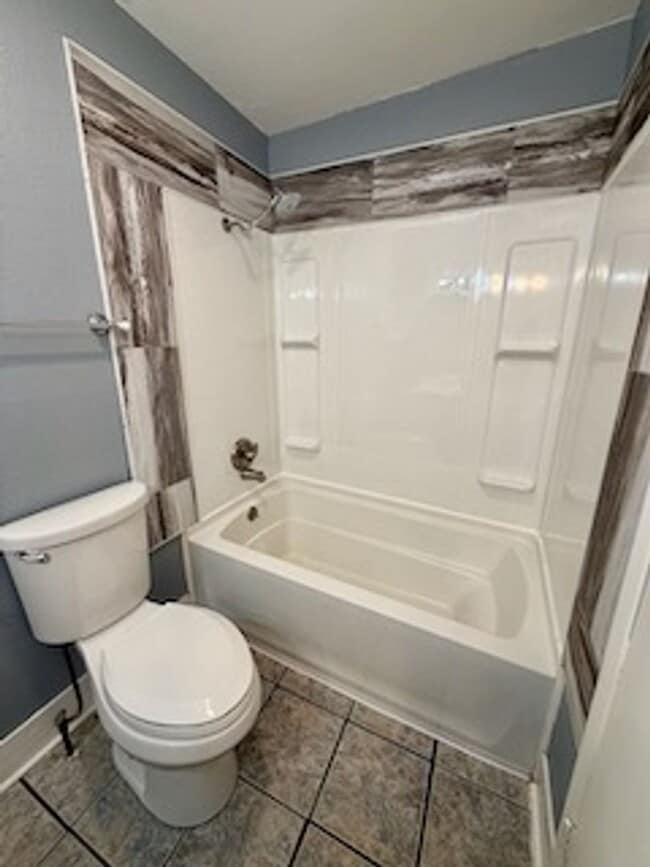 Building Photo - 544 Sandpiper Dr