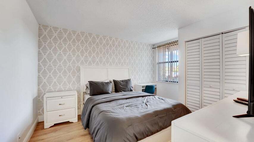 Building Photo - 955 Dotterel Rd