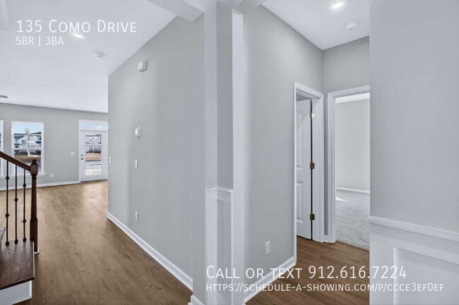 Building Photo - 135 Como Dr