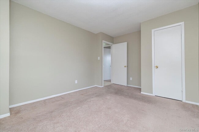 Building Photo - 148-27 230th Pl