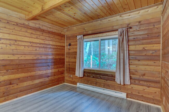 Building Photo - 502 W Ocean View Dr