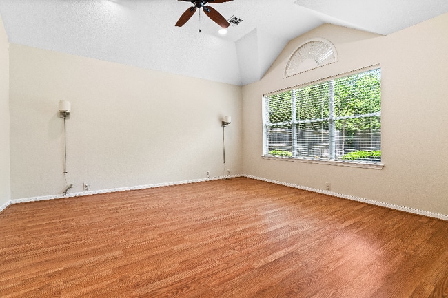 Building Photo - 7522 Broken Oak Ln