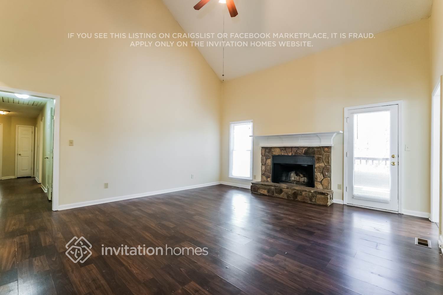 Building Photo - 1120 Jennings Dr