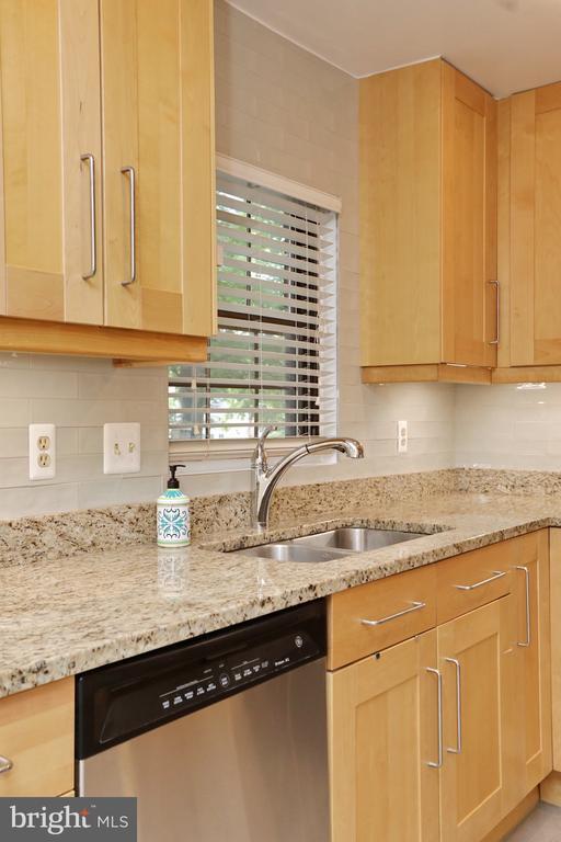 Building Photo - 5440 Barrister Pl