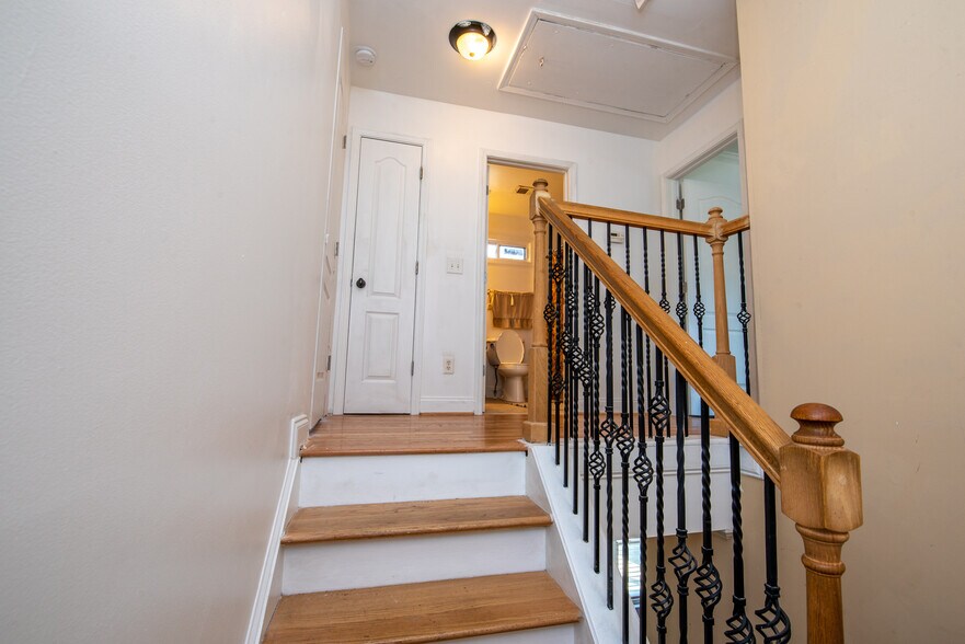 Building Photo - 2019 Pryor Rd SW