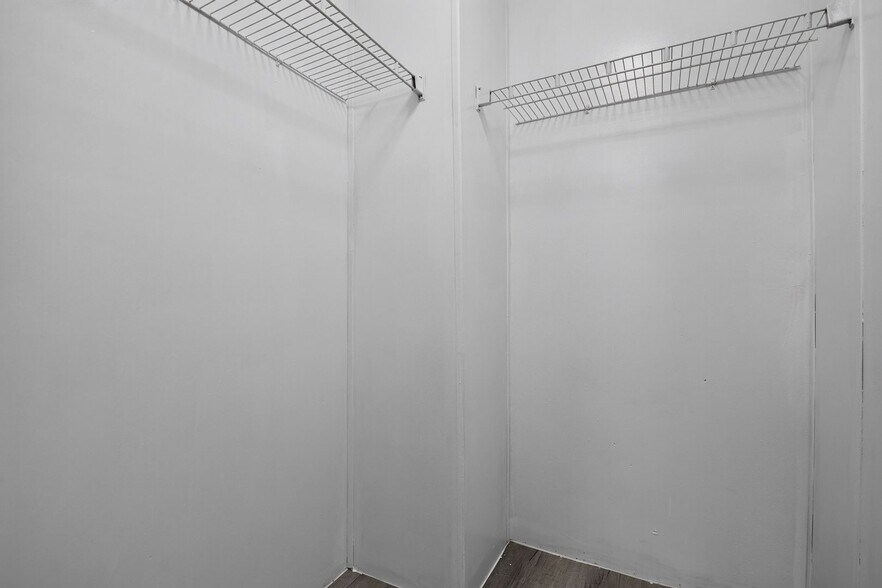 Building Photo - 7180 SW 19th Pl