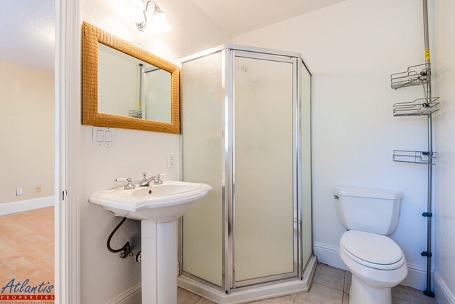 Building Photo - Beautiful & Spacious Corralitos Home