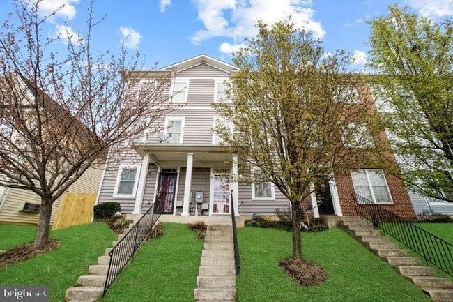 Primary Photo - 3202 15th Pl SE