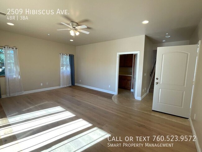 Building Photo - Best Deal in Vista!