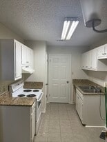 Building Photo - 6367 Quin Dr