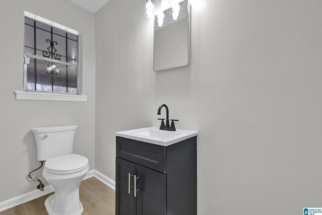 Building Photo - 1737 Boise Ave SW