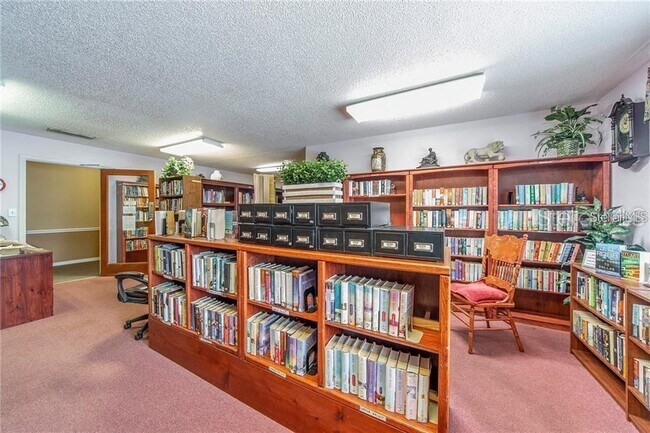 Building Photo - 5725 80th St N