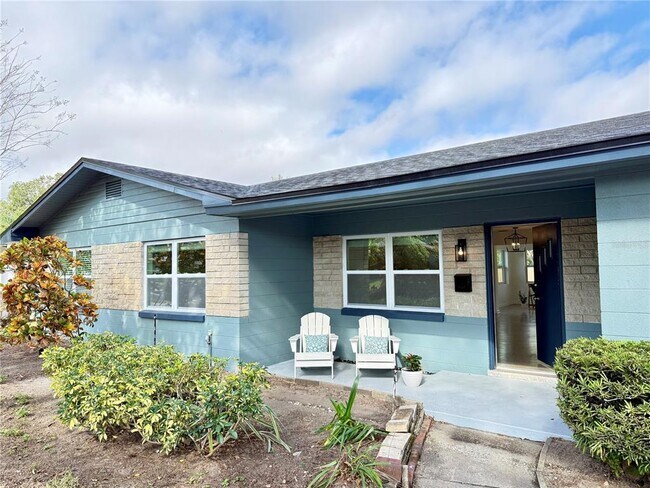 Primary Photo - 431 Page St