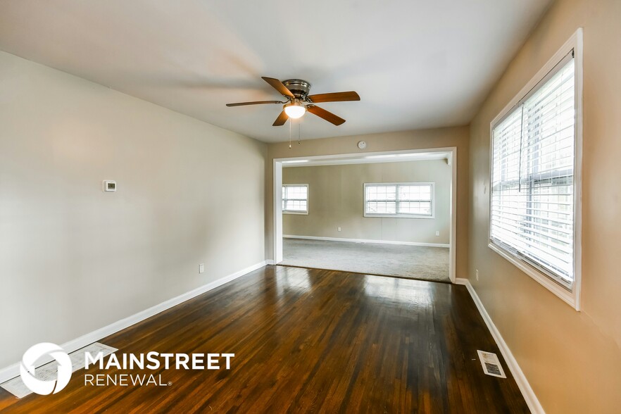 Building Photo - 236 E Haven Dr