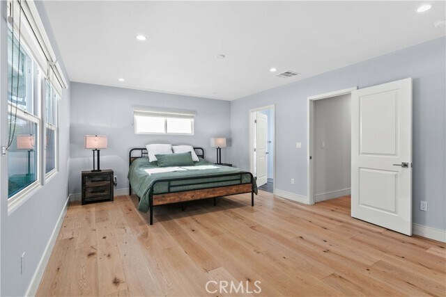 Building Photo - 11568 Newcastle Ave