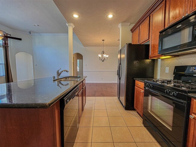 Building Photo - 3611 Cedar Flats Ln