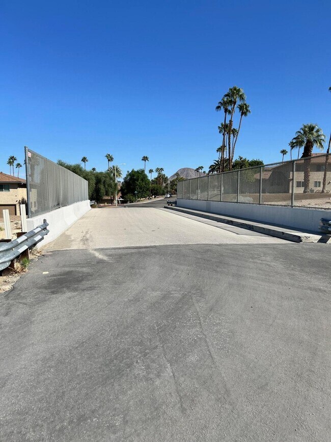 Building Photo - 46917 CA-74