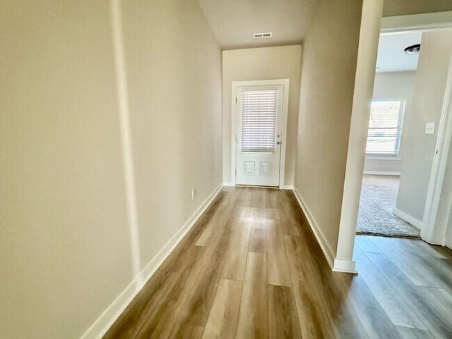 Building Photo - Coming soon