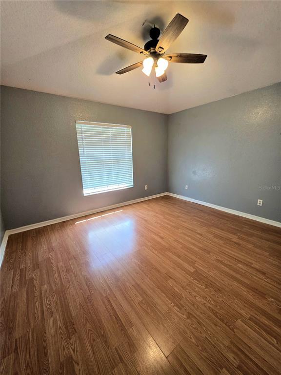 Building Photo - 736 Hurley Dr