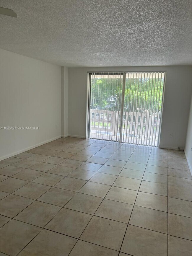 Building Photo - 15600 NW 7th Ave