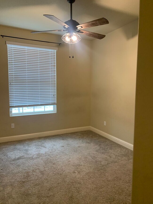 Building Photo - 4 BR 2 BA Coming Soon