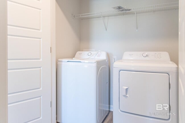 Building Photo - 32199 Emancipation Cir