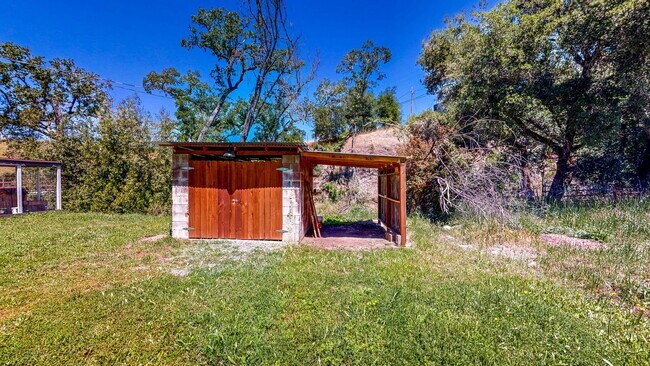 Building Photo - 5326 Briggs Ranch Rd