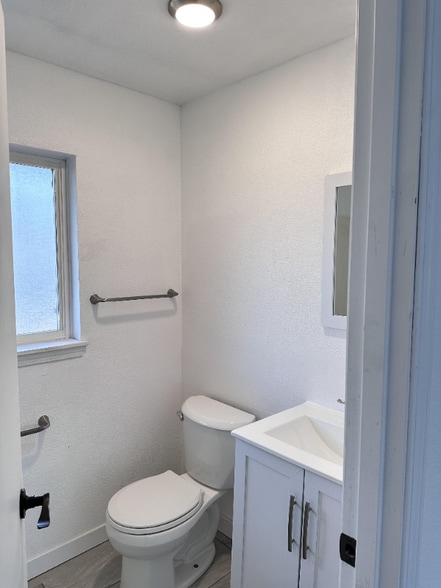 Building Photo - 13179 SW 64th Ave