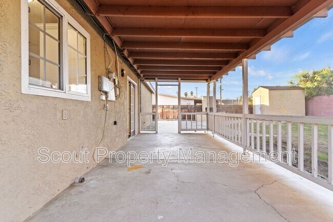 Building Photo - 260 Val Monte Dr