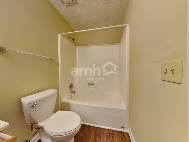 Building Photo - 6344 Sterling Woods Dr