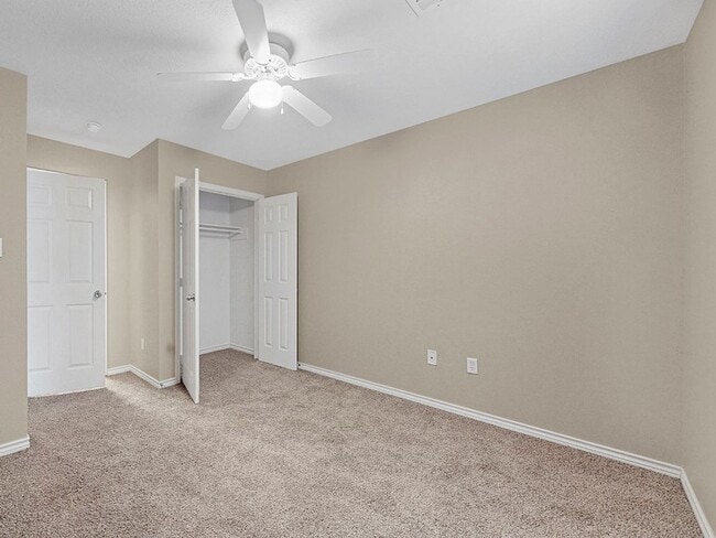 Building Photo - 1421 Western Oaks Ct