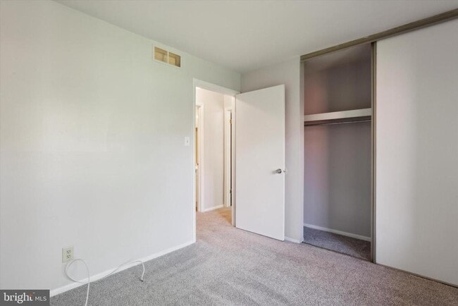 Building Photo - 2611B Auburn Ct