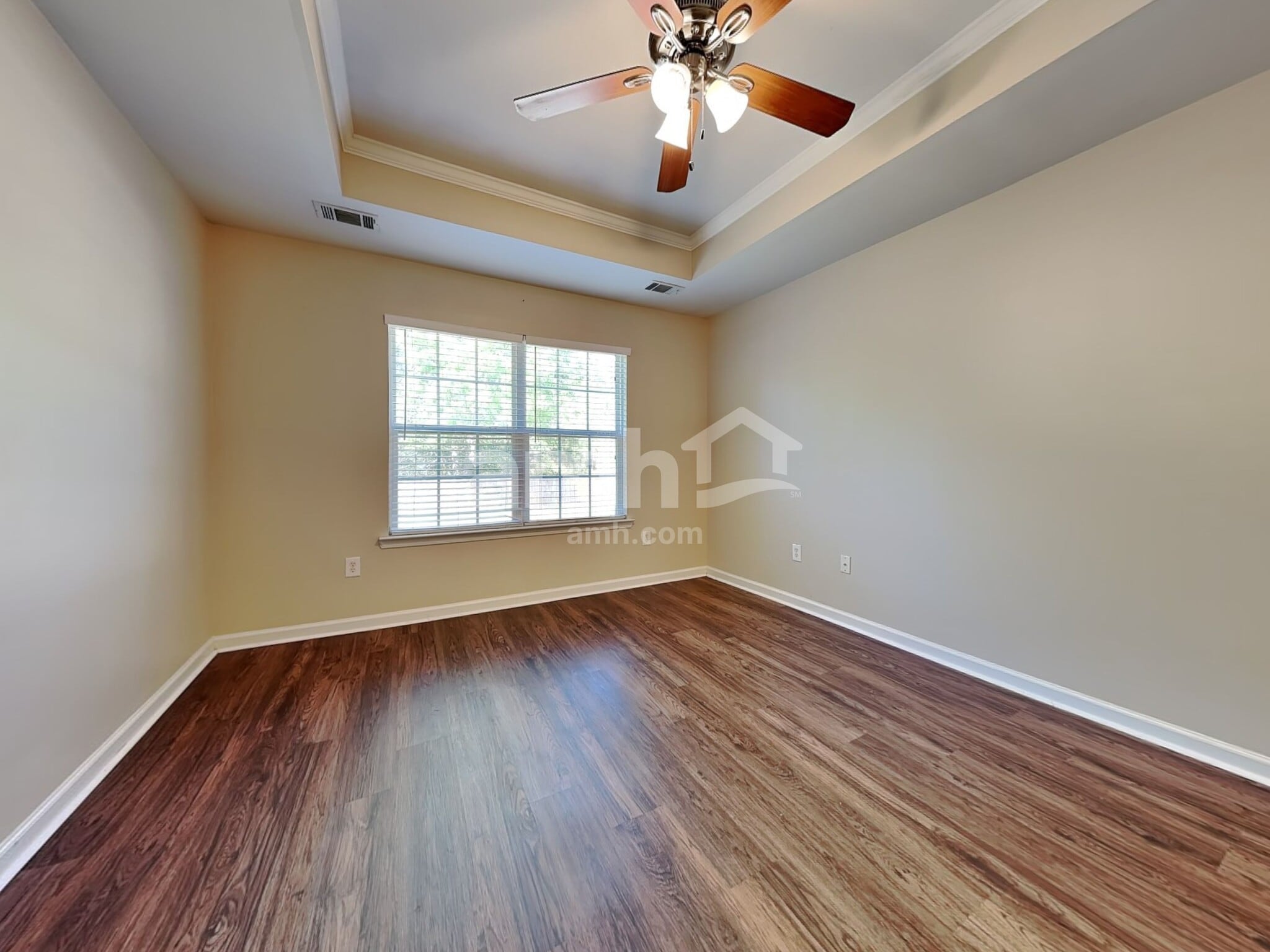 Building Photo - 28 Bostwick Dr