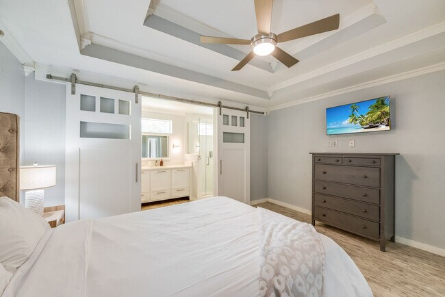 Building Photo - 2930 Water Lily Dr