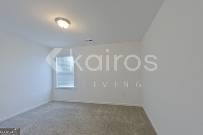 Building Photo - 103 Silver Maple Ln