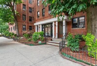 Building Photo - 100-10 67th Rd
