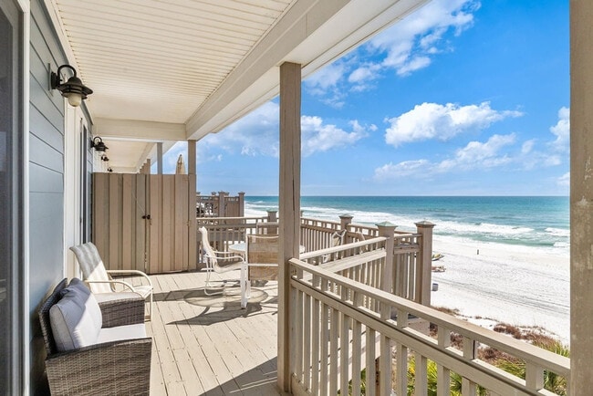 Building Photo - 8515 Surf Dr