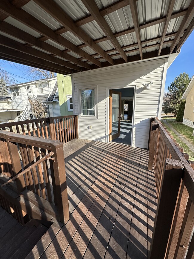 Covered Deck to Sunroom - 4608 S 3rd St