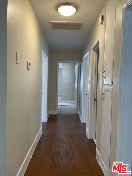Building Photo - 5048 Enfield Ave