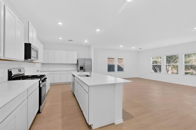 Building Photo - 1516 Boggy Crk Rnch Rd