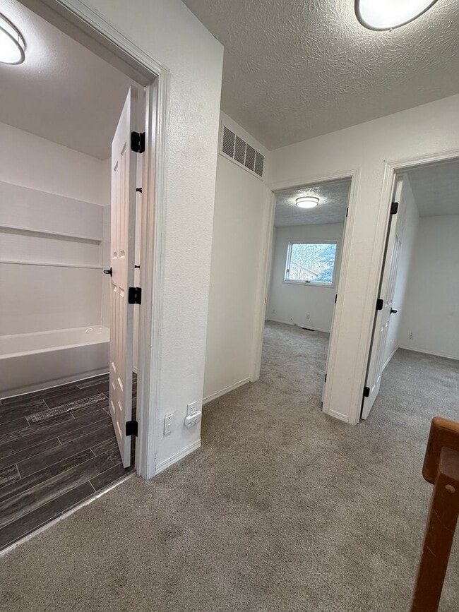 Building Photo - Pet-Friendly, Available Now!