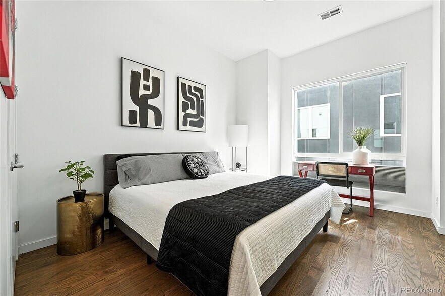 Building Photo - 3071 W 16th Ave