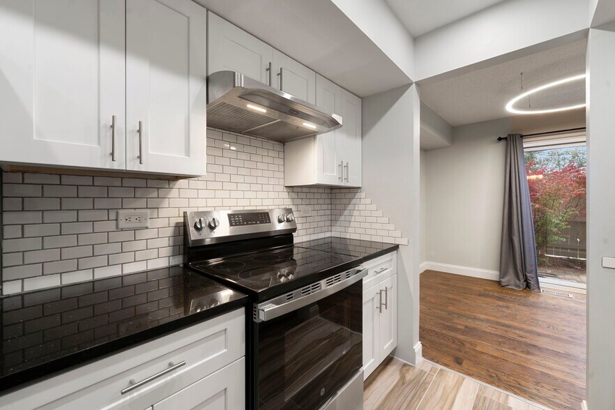 Building Photo - 136 Mohawk Trl