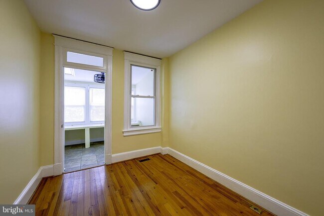 Building Photo - 5518 13th St NW