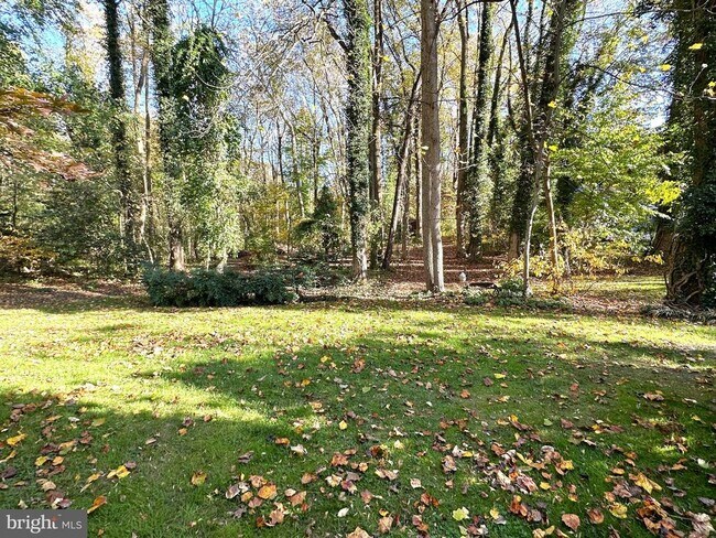 Building Photo - 623 Sean Dr