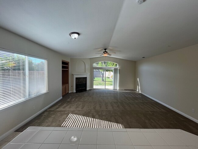 Building Photo - 2753 Stephen Pl