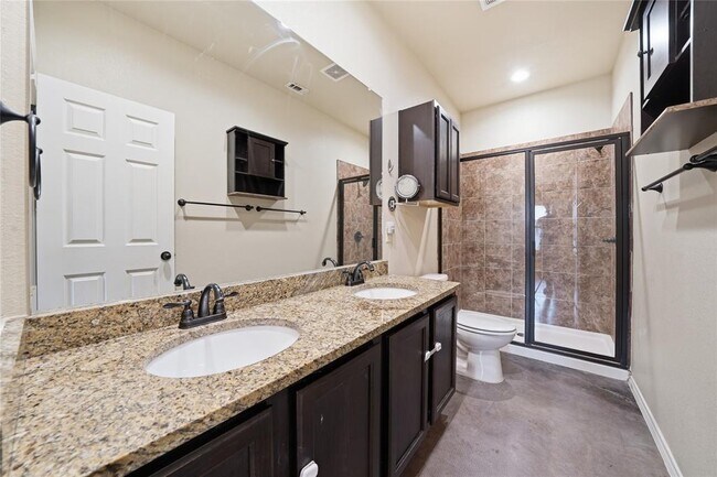 Building Photo - 533 Jack Rabbit Ln