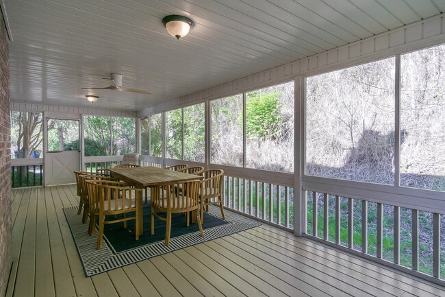 Building Photo - 54 Hyder Ln